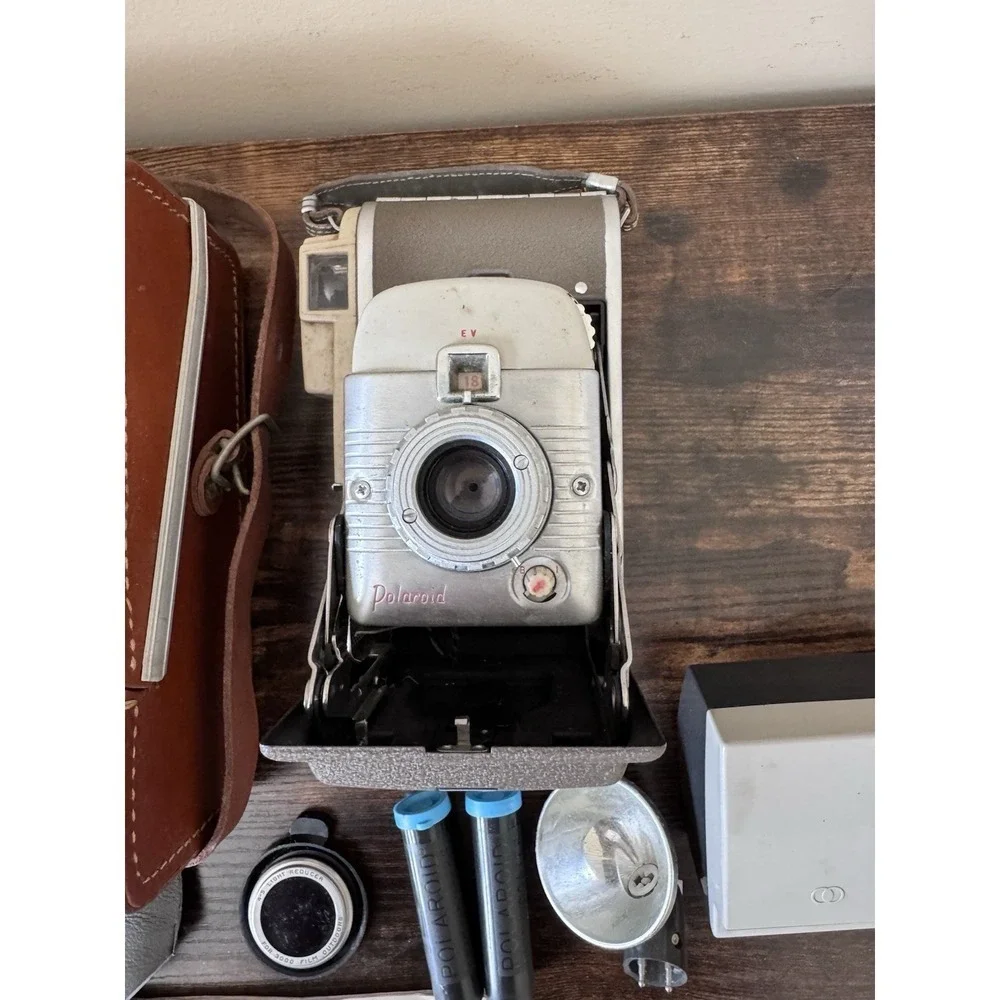 Vintage Polaroid Highlander Land Camera Model 80B With Case Manual & Accessories